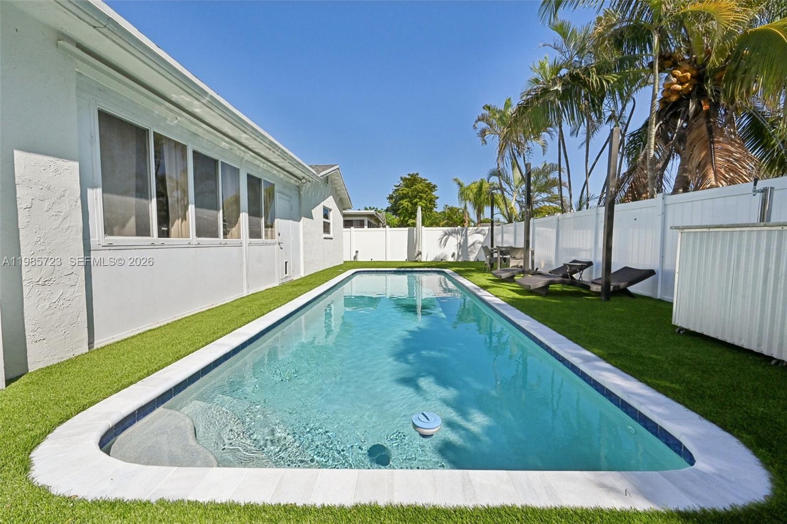 SANDALFOOT COVE SEC 7 AND - Residential