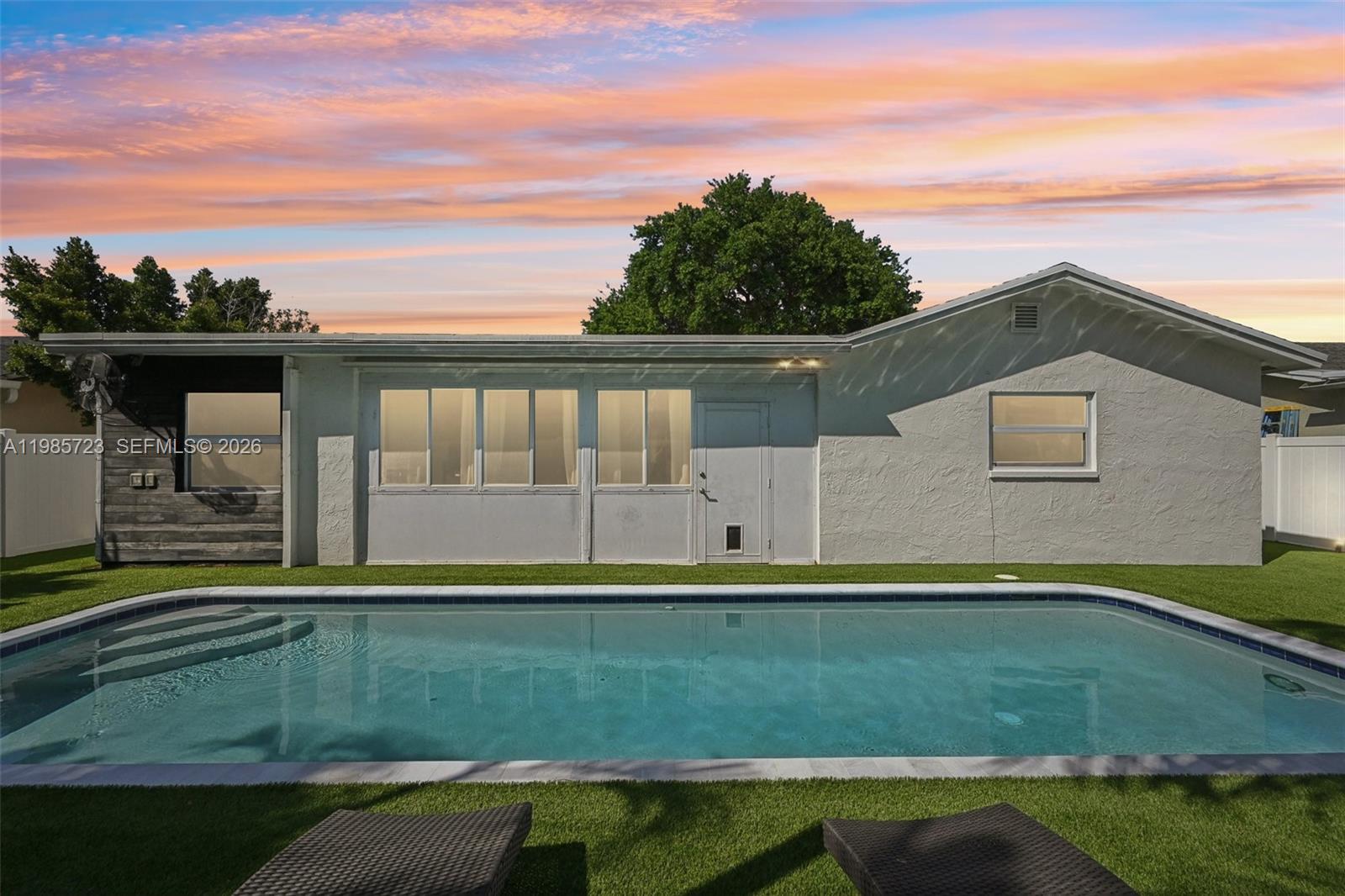 SANDALFOOT COVE SEC 7 AND - Residential