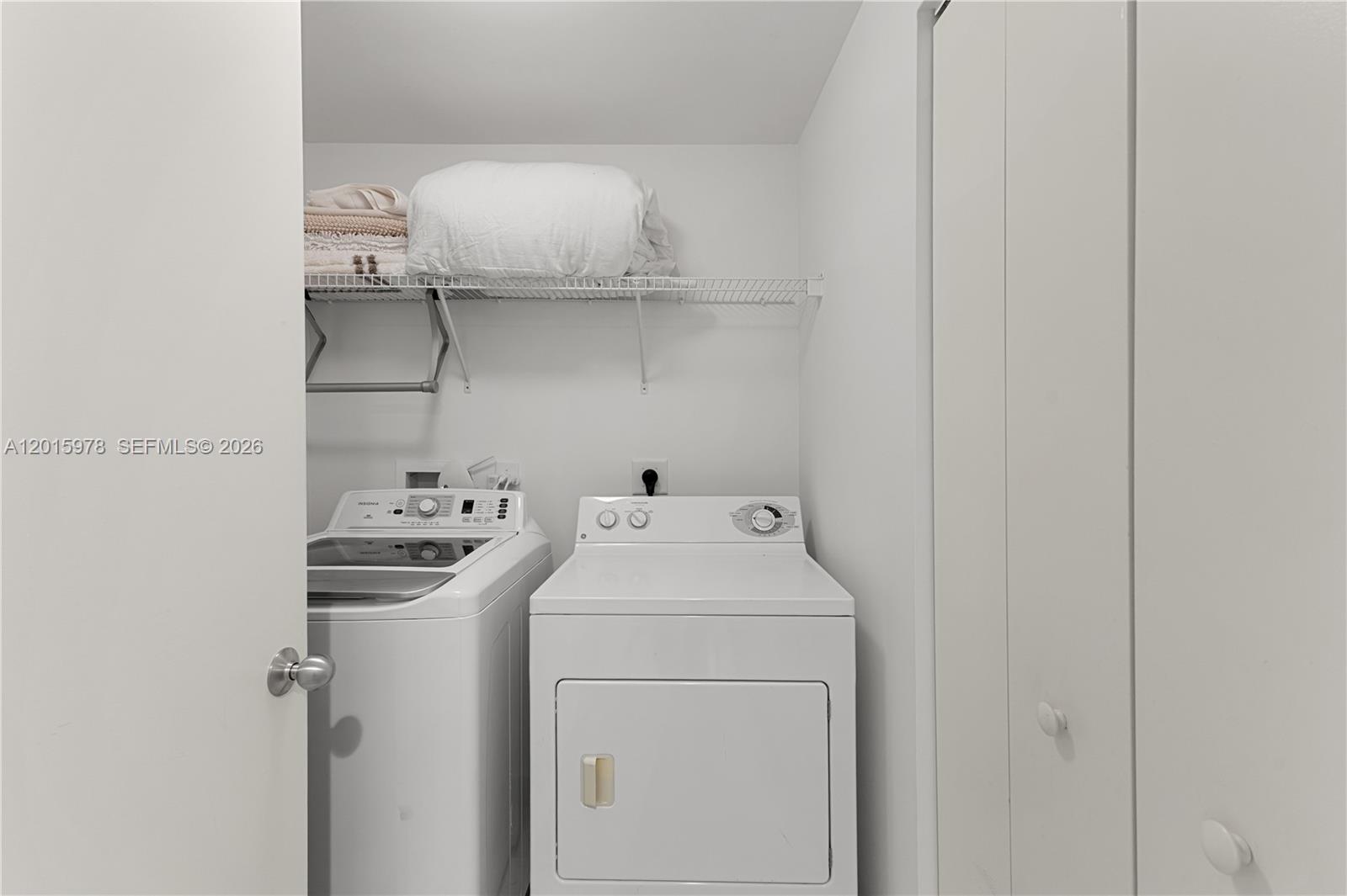 SOUTH TOWER AT THE POINT - Residential