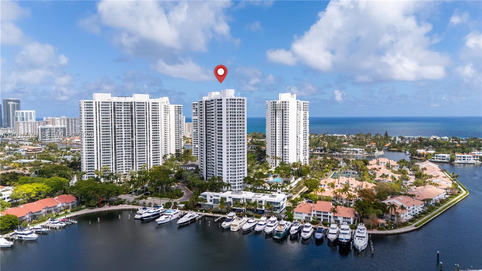 SOUTH TOWER AT THE POINT - Residential
