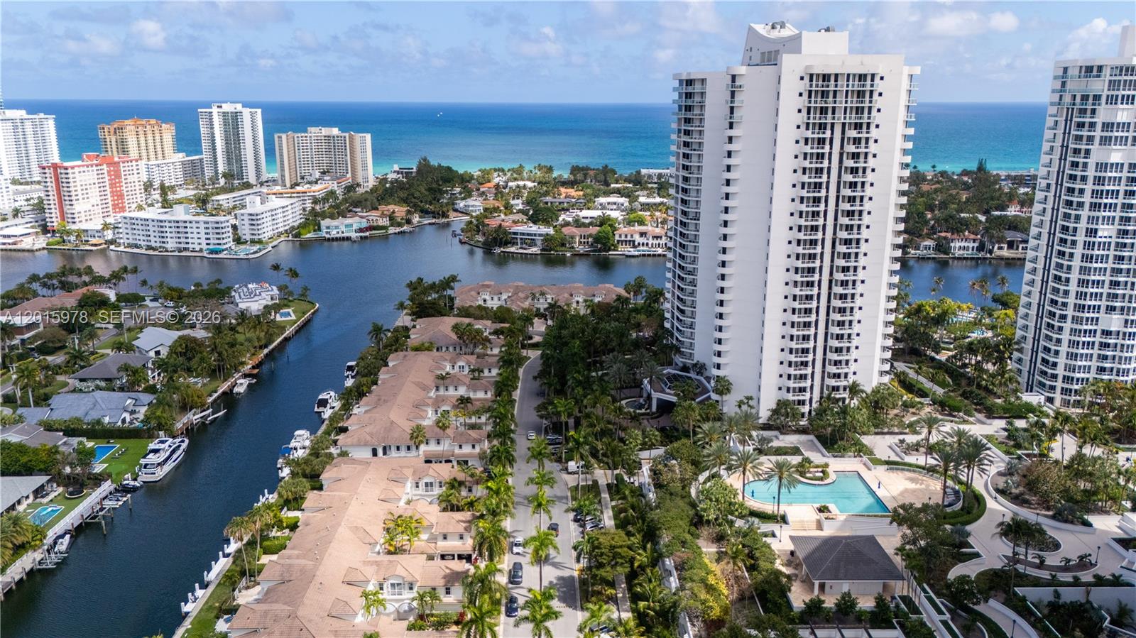 SOUTH TOWER AT THE POINT - Residential