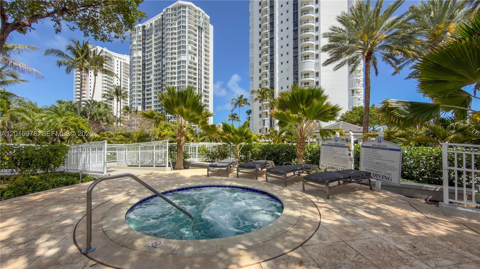 SOUTH TOWER AT THE POINT - Residential