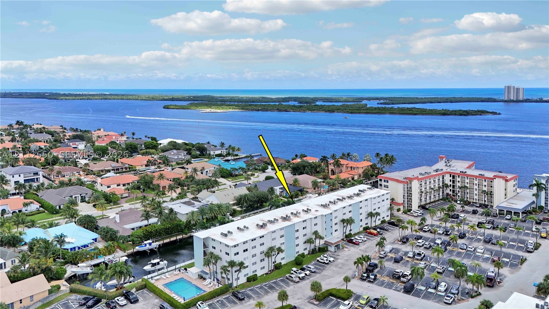 109 Paradise Harbour Blvd 406