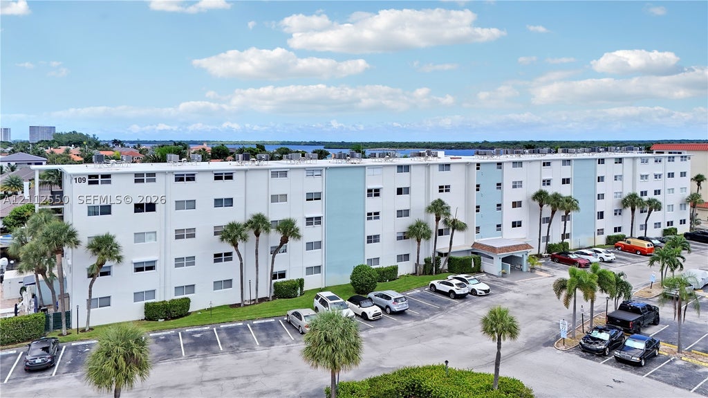 Photo of 109 Paradise Harbour Blvd #406, North Palm Beach, FL 33408 (MLS # A12112550)