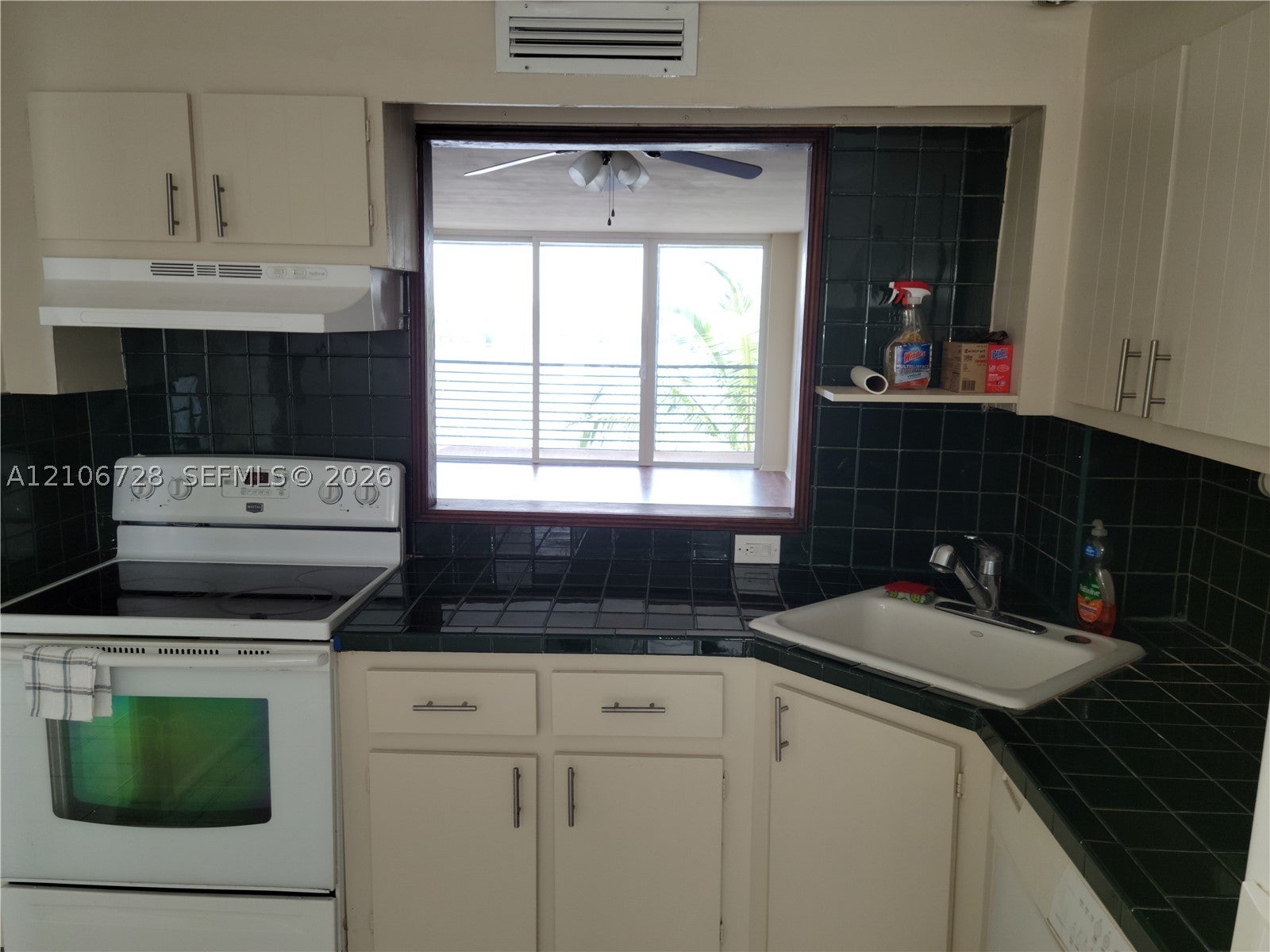 1075 NE Miami Gardens Dr 509