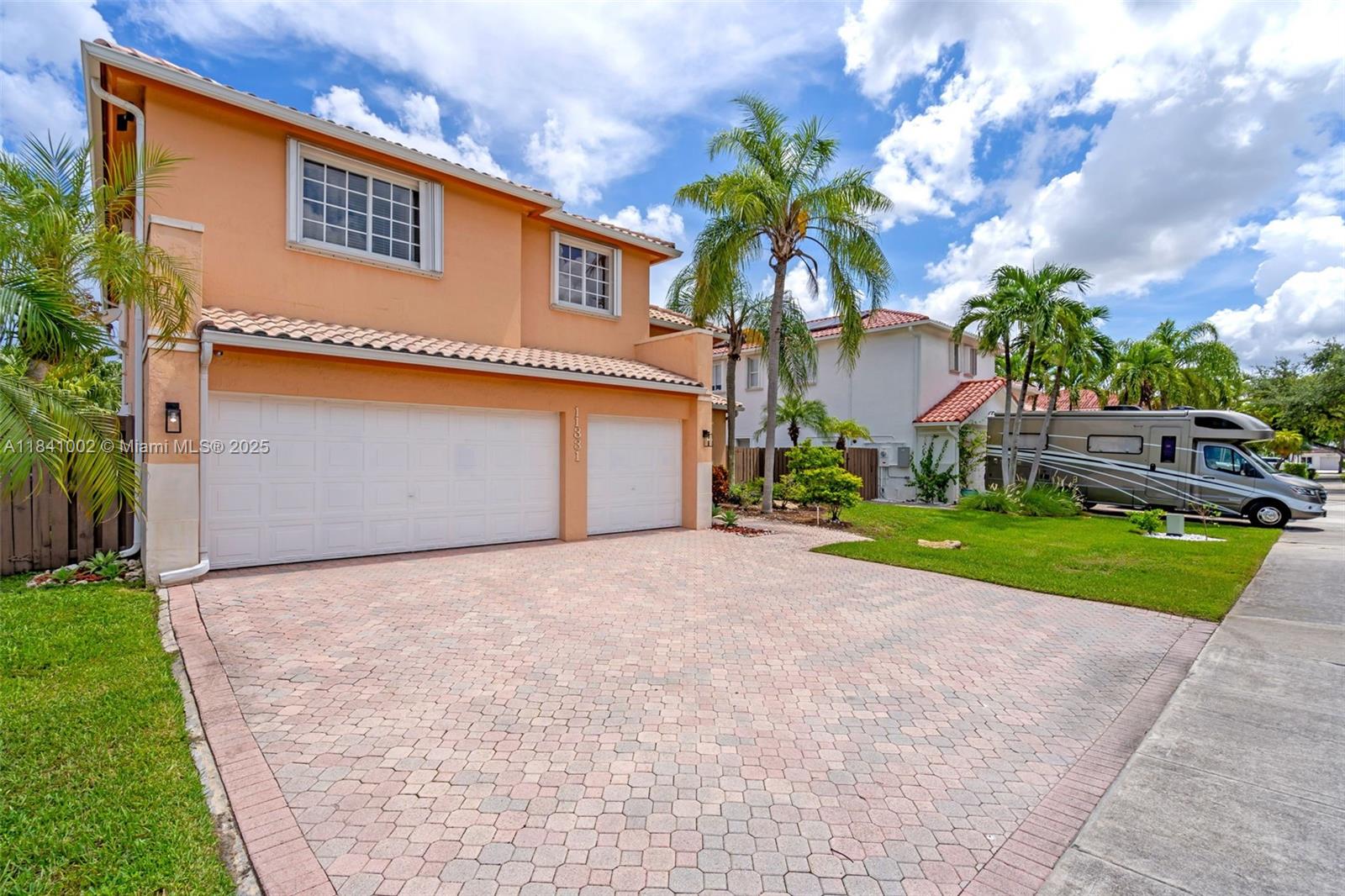 11331 NW 64th Ter
