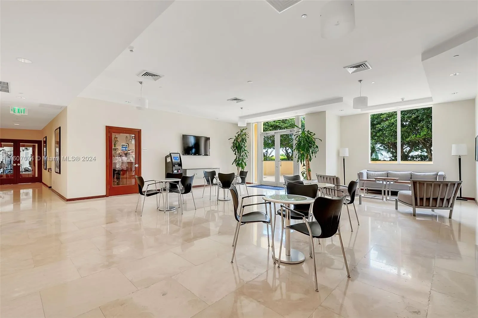 Miami, Florida 33129, United States, 2 Bedrooms Bedrooms, ,2 BathroomsBathrooms,Residential,Active,55070