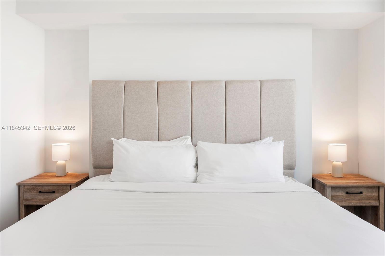 QUADRO CONDO - Residential