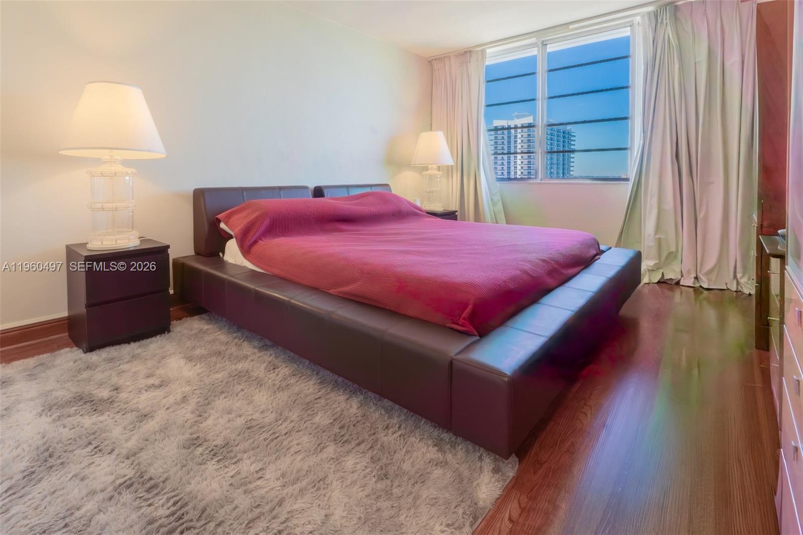 KENNEDY HOUSE CONDO - Residential