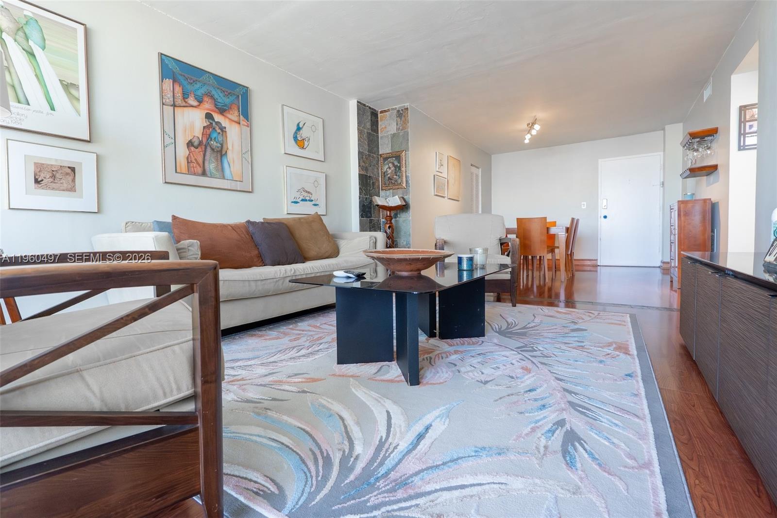 KENNEDY HOUSE CONDO - Residential