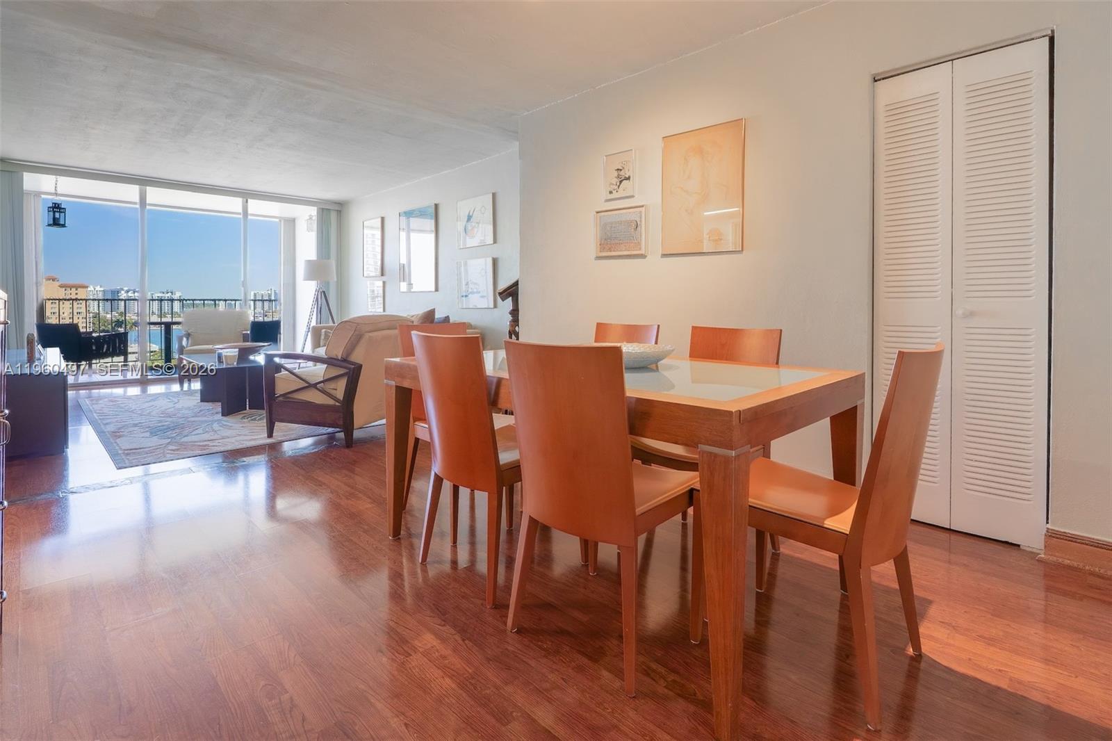 KENNEDY HOUSE CONDO - Residential