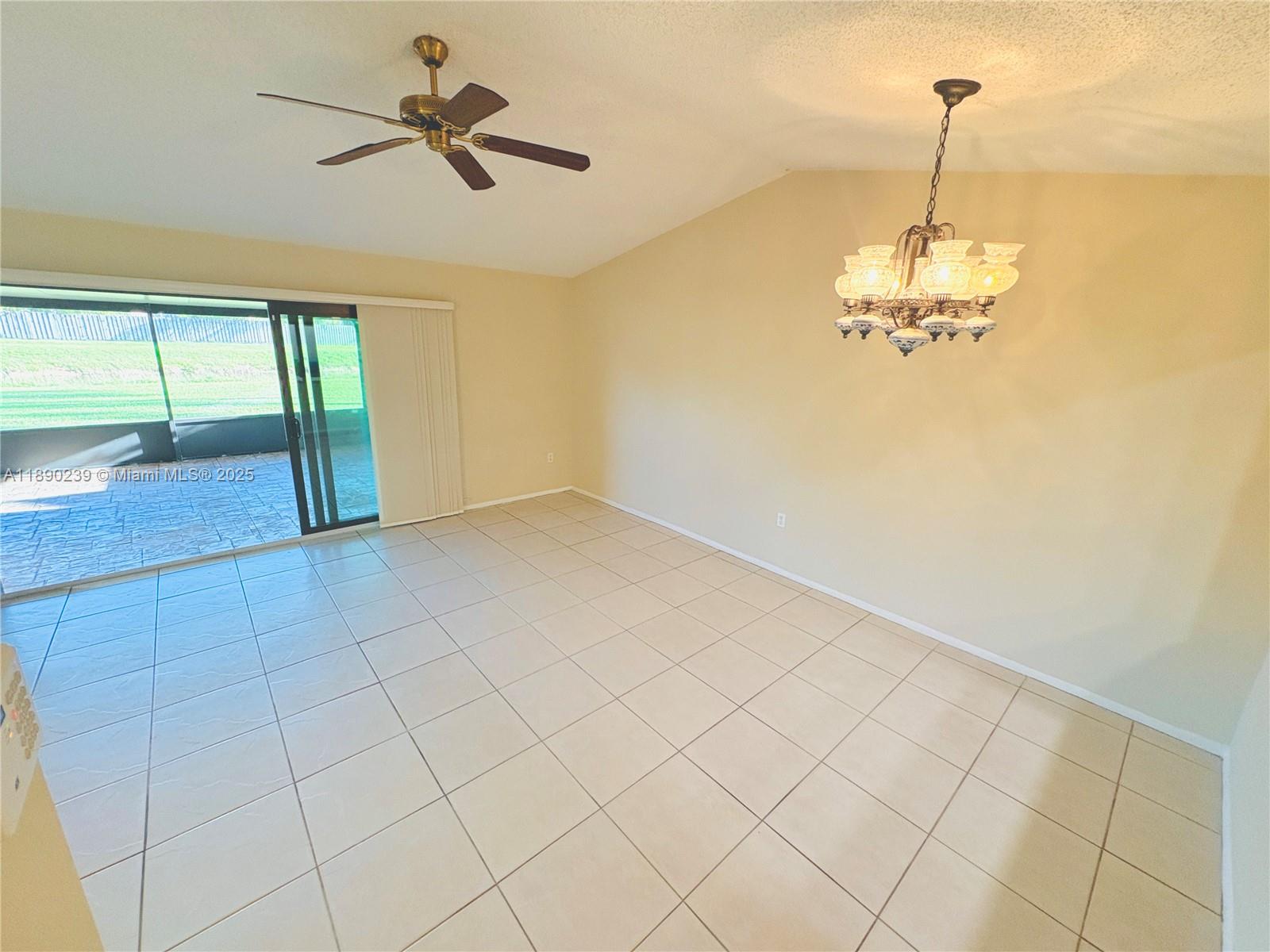 NORTH LAKE TOWNHOMES COND - Residential