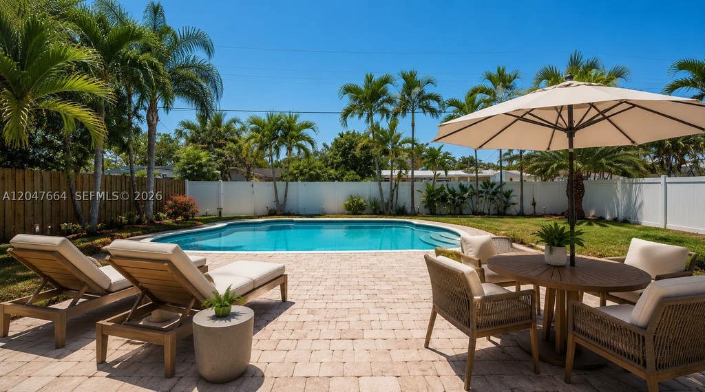 Photo of 2202 N 42nd Ave, Hollywood, FL 33021 (MLS # A12047664)