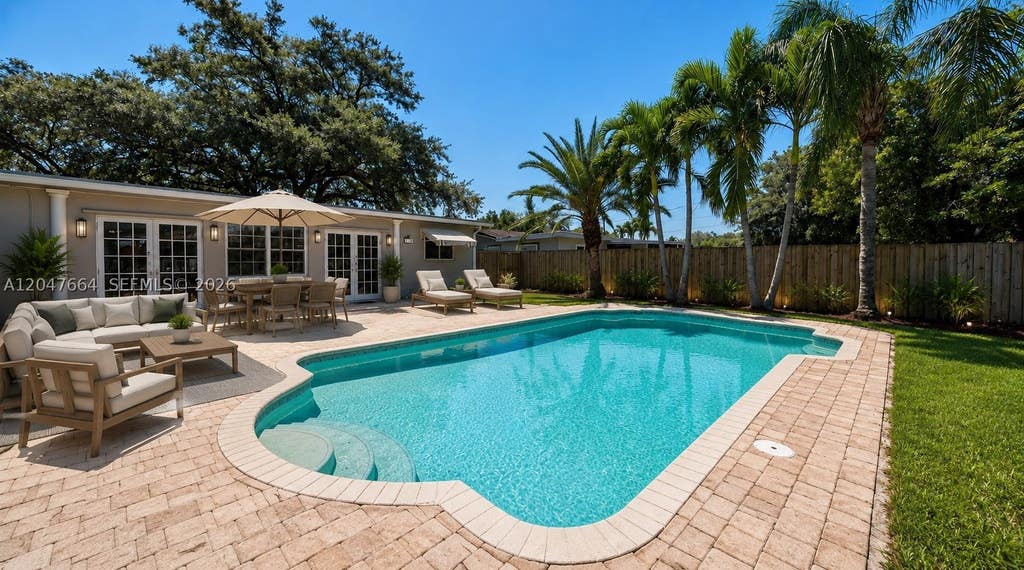 Photo of 2202 N 42nd Ave, Hollywood, FL 33021 (MLS # A12047664)
