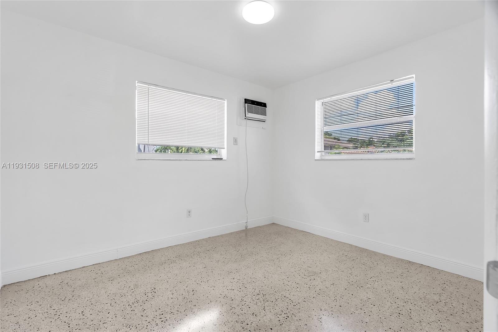 CITY OF MIAMI SOUTH - Residential Lease