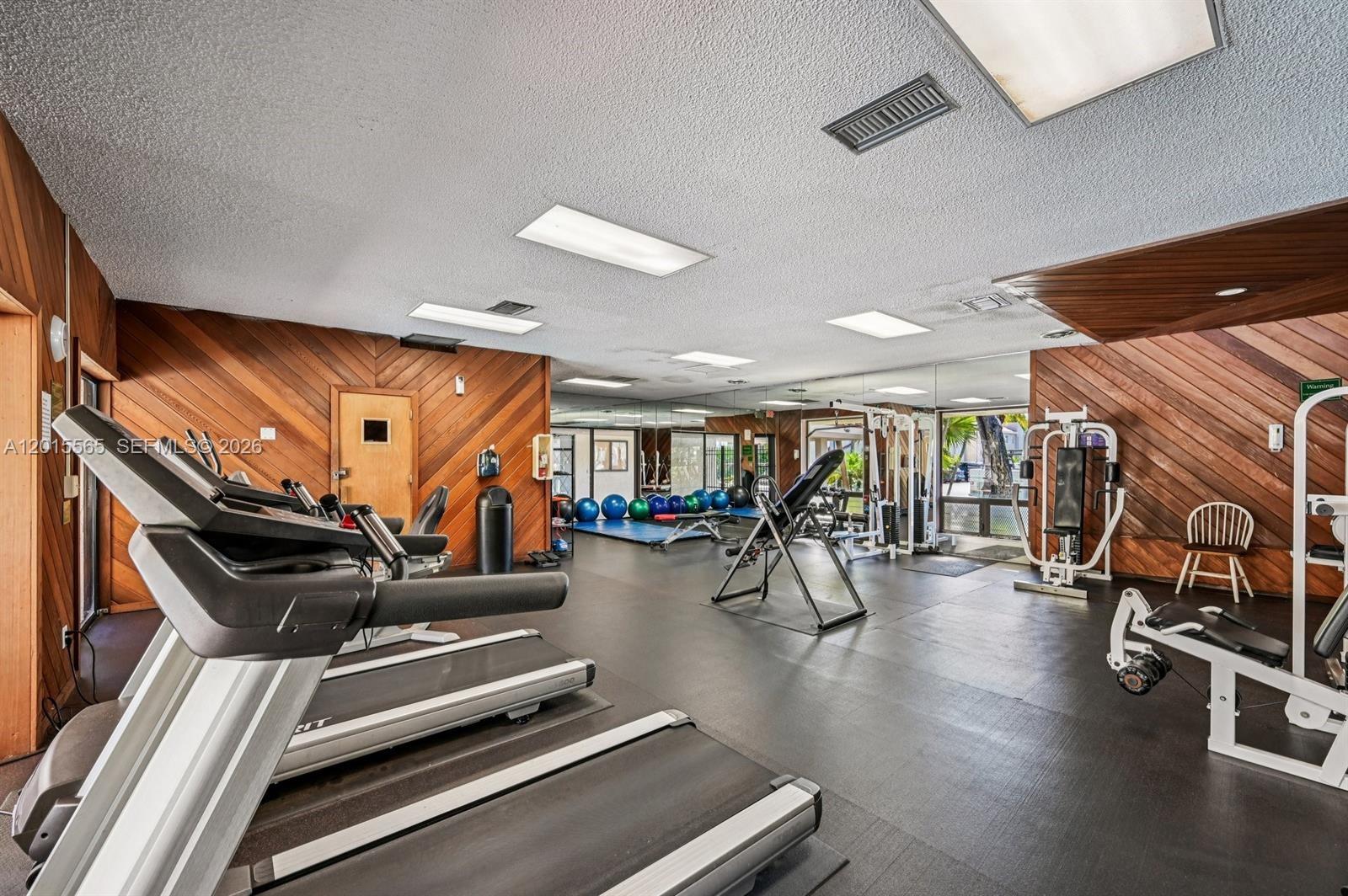 EMBARCADERO CONDO - Residential Lease