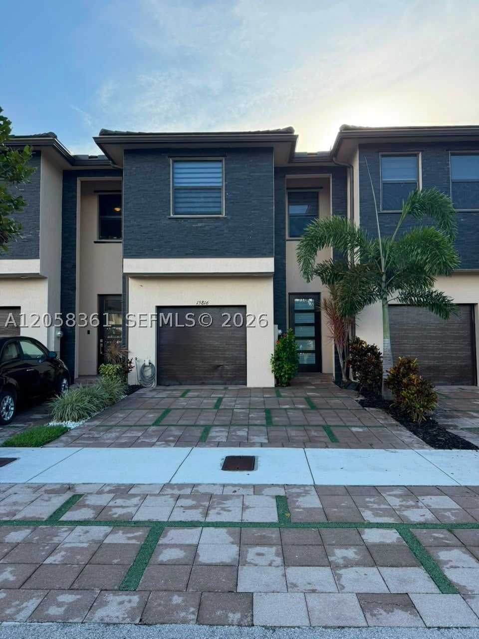 15816 NW 91st Ave