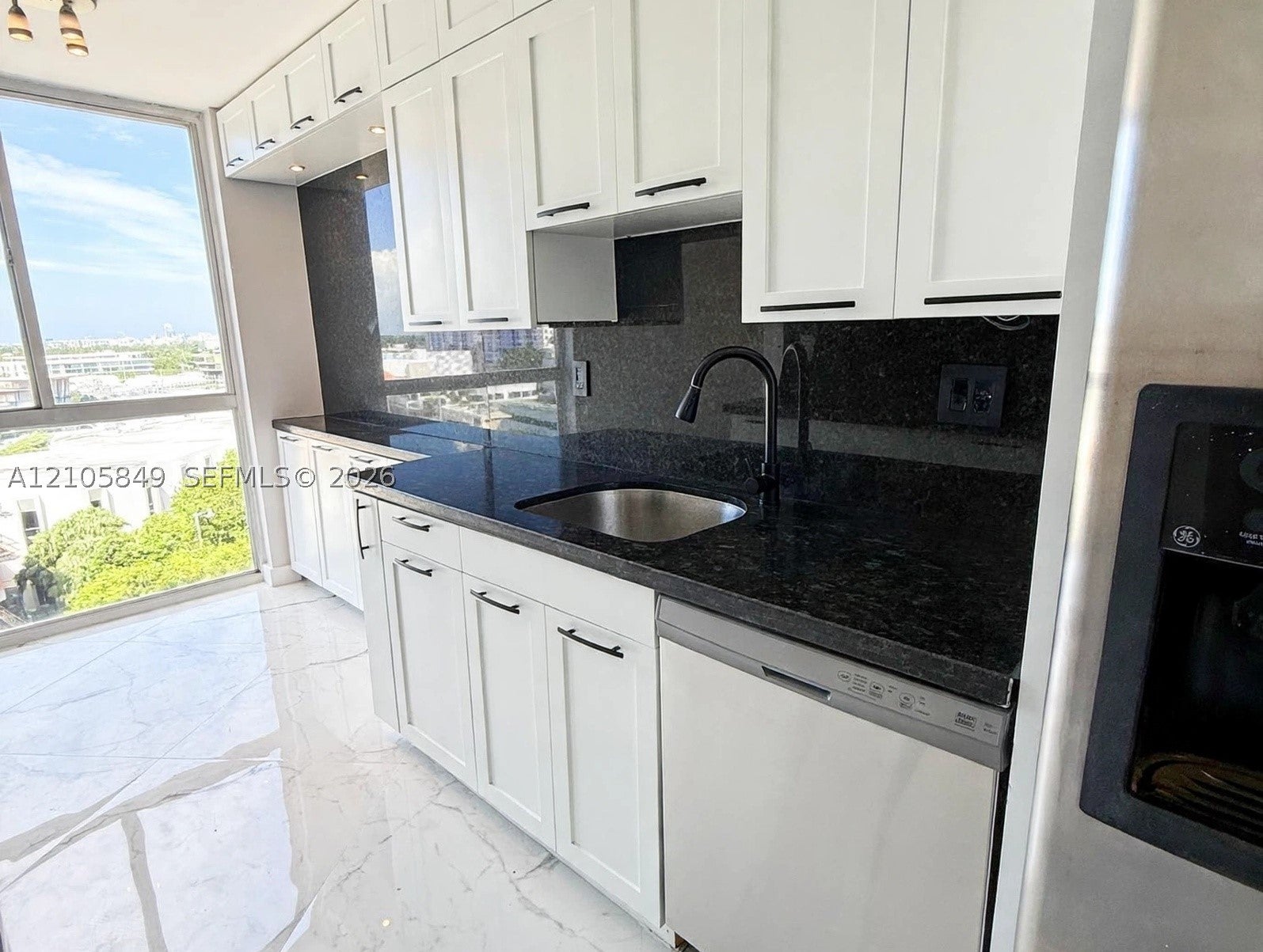 1688 West Ave 903