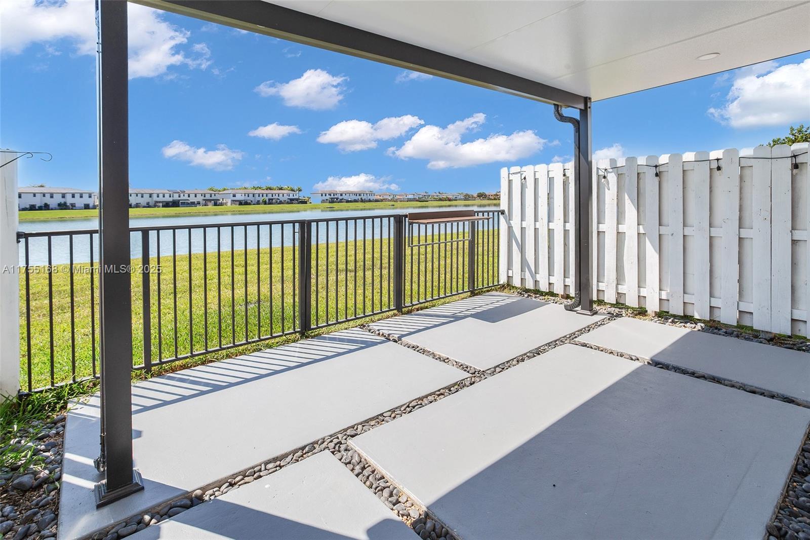 ENCLAVE SOUTH PHASE 2 - Residential