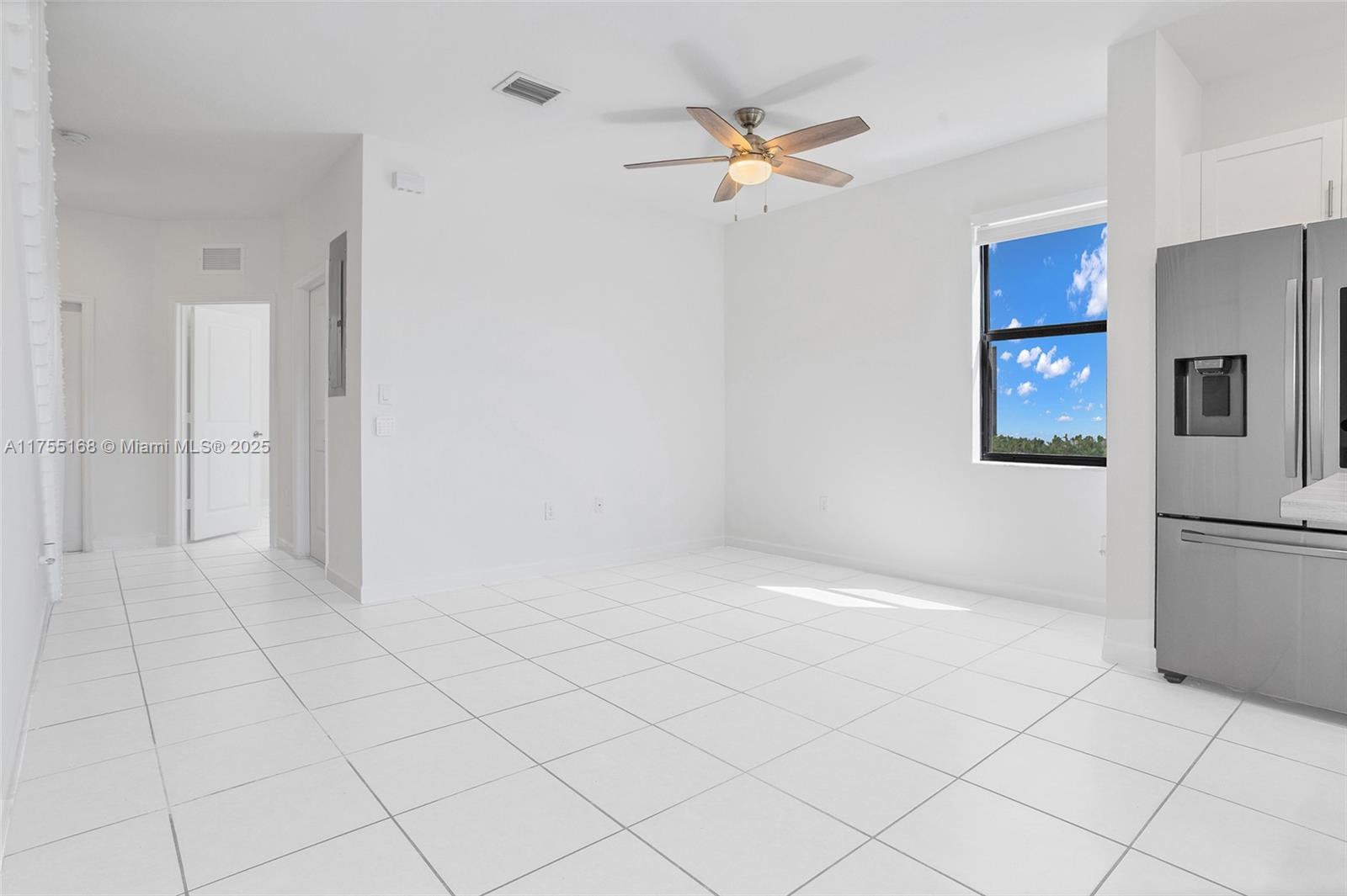 ENCLAVE SOUTH PHASE 2 - Residential