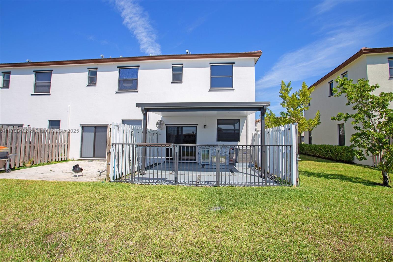 ENCLAVE SOUTH PHASE 2 - Residential