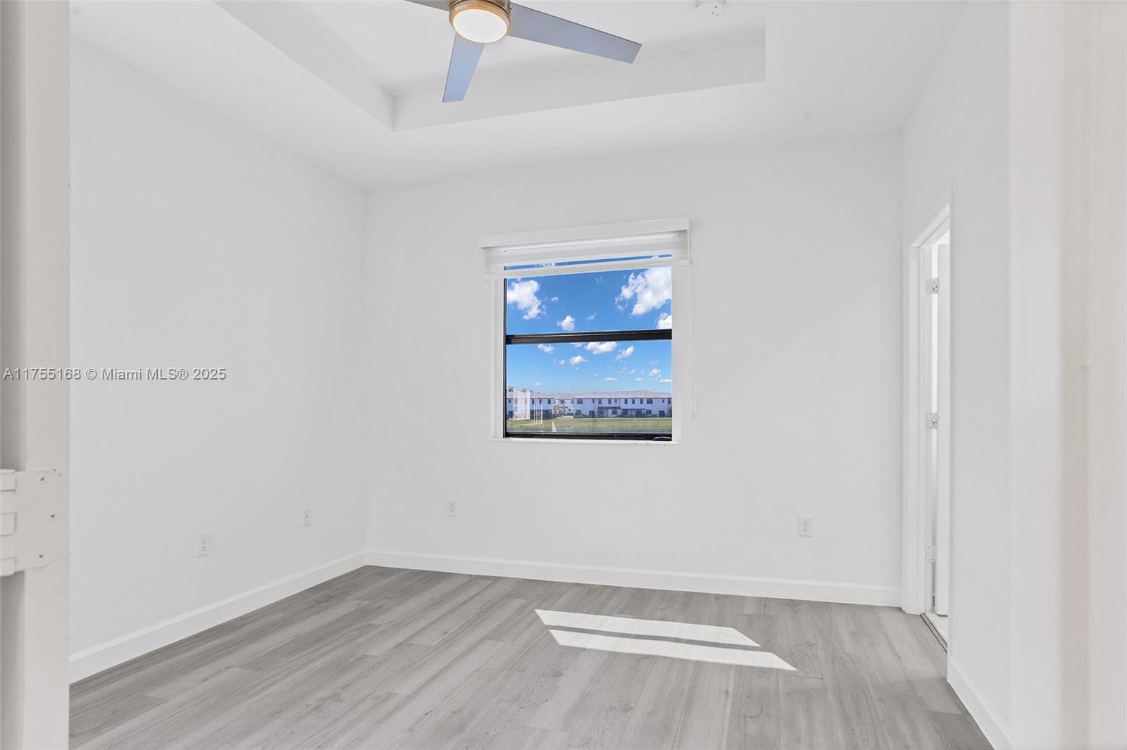 ENCLAVE SOUTH PHASE 2 - Residential