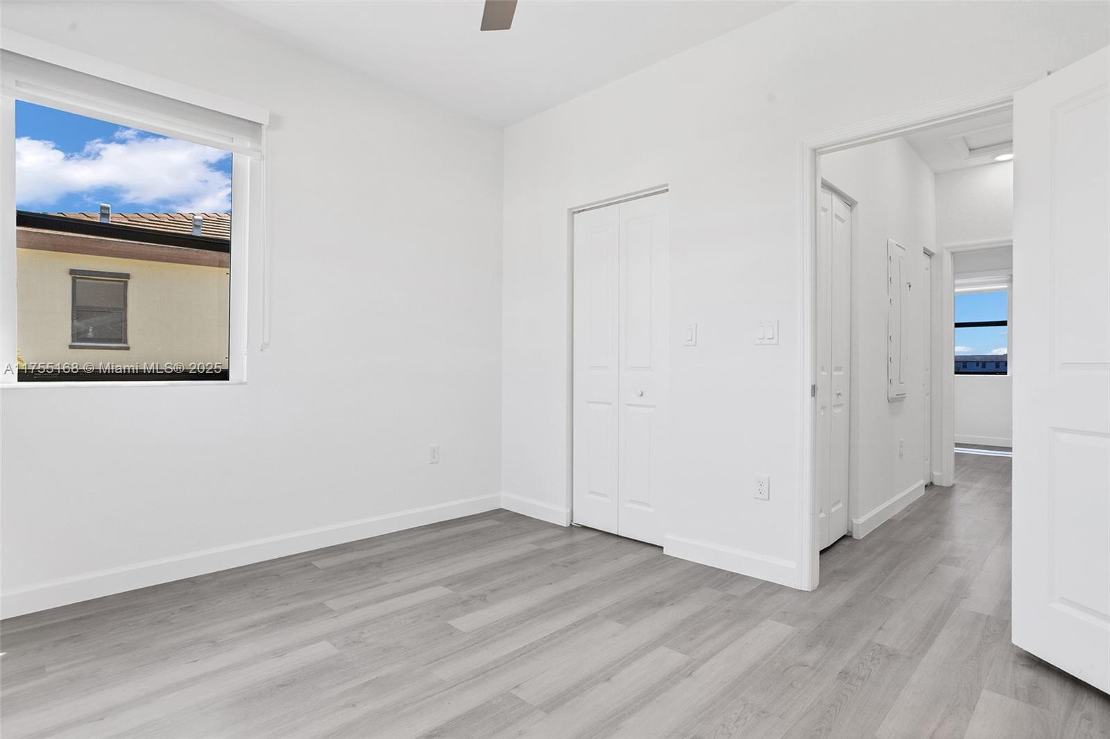 ENCLAVE SOUTH PHASE 2 - Residential