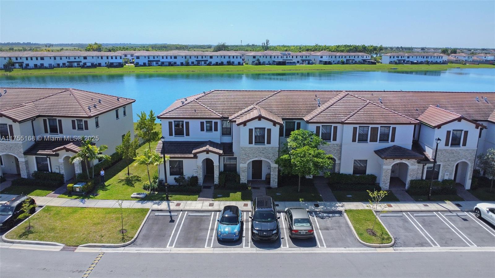 ENCLAVE SOUTH PHASE 2 - Residential