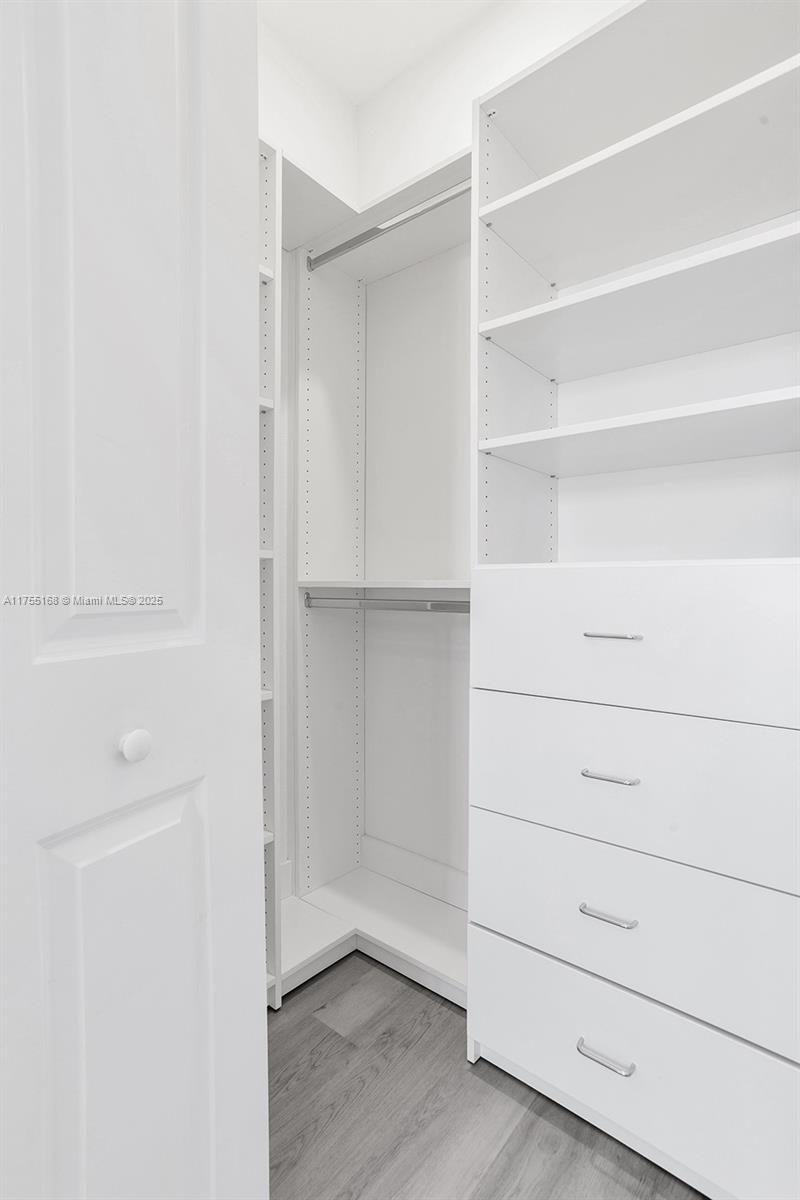 ENCLAVE SOUTH PHASE 2 - Residential