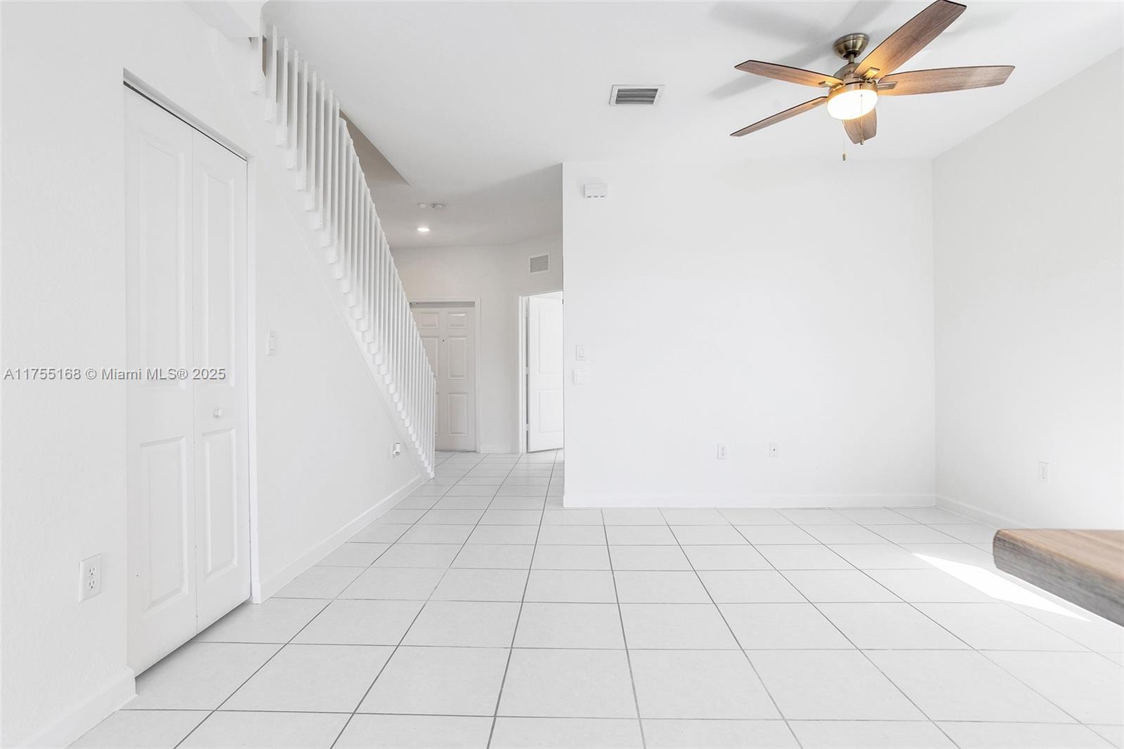 ENCLAVE SOUTH PHASE 2 - Residential