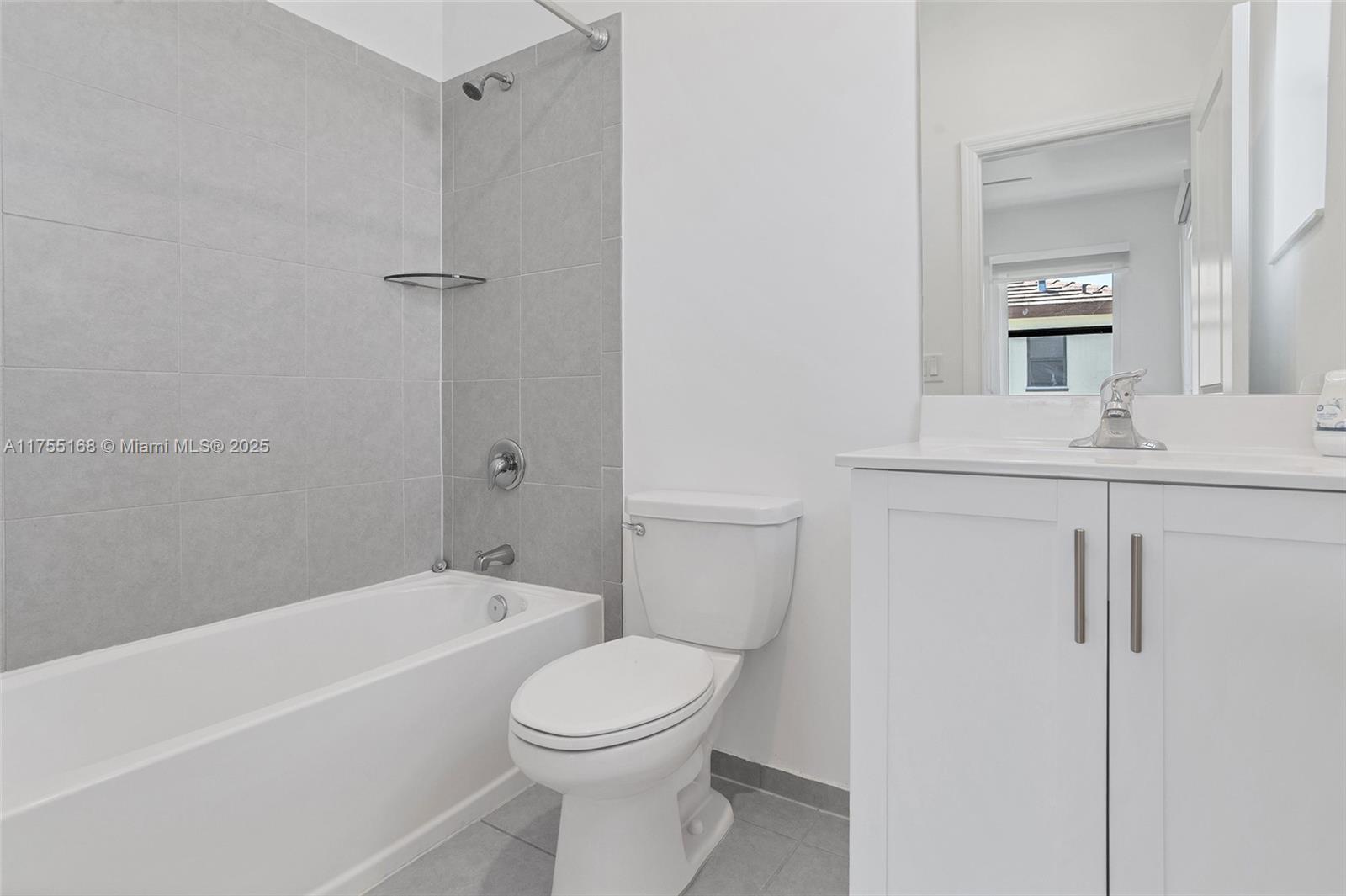 ENCLAVE SOUTH PHASE 2 - Residential