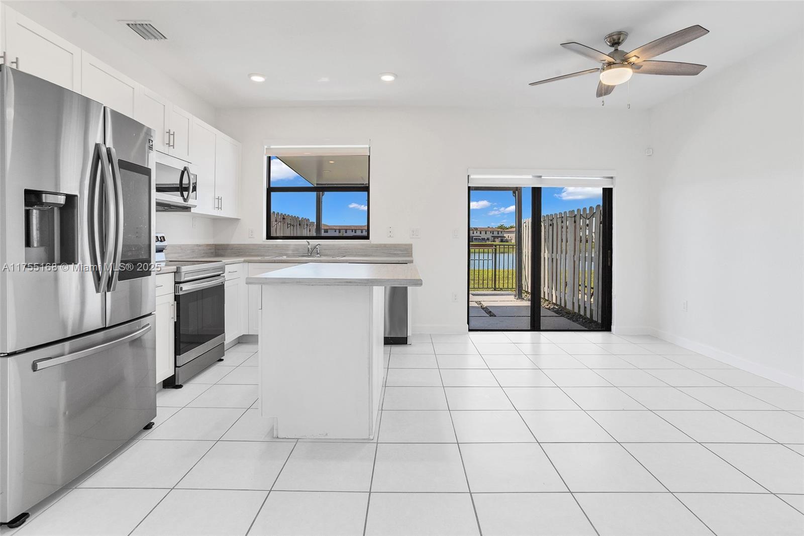 ENCLAVE SOUTH PHASE 2 - Residential