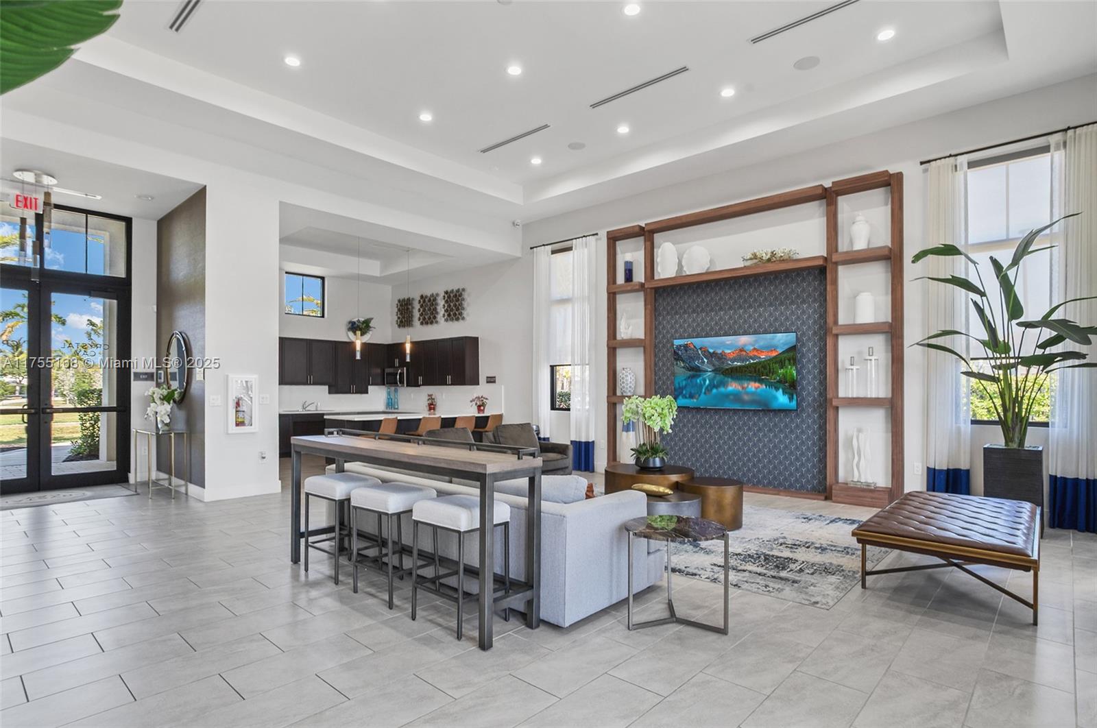 ENCLAVE SOUTH PHASE 2 - Residential