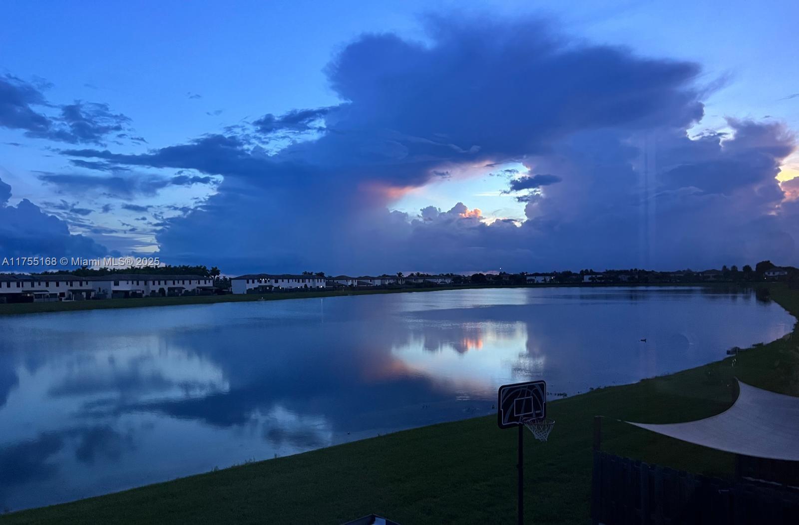 ENCLAVE SOUTH PHASE 2 - Residential