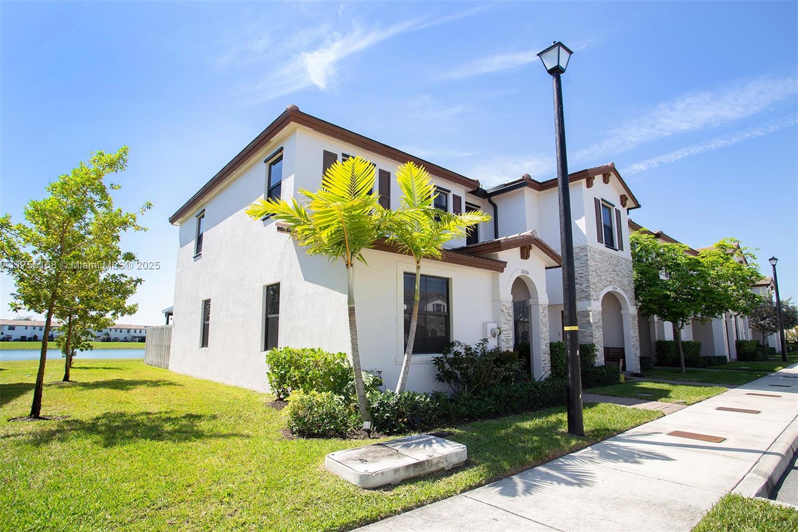 ENCLAVE SOUTH PHASE 2 - Residential