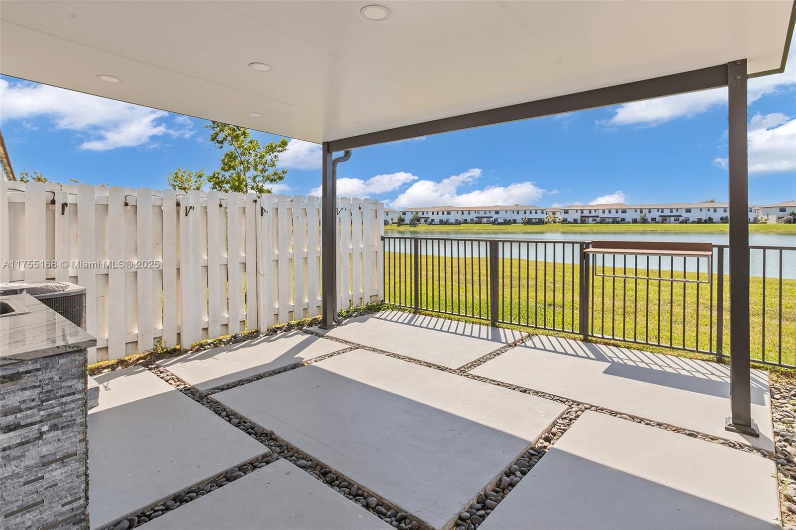 ENCLAVE SOUTH PHASE 2 - Residential