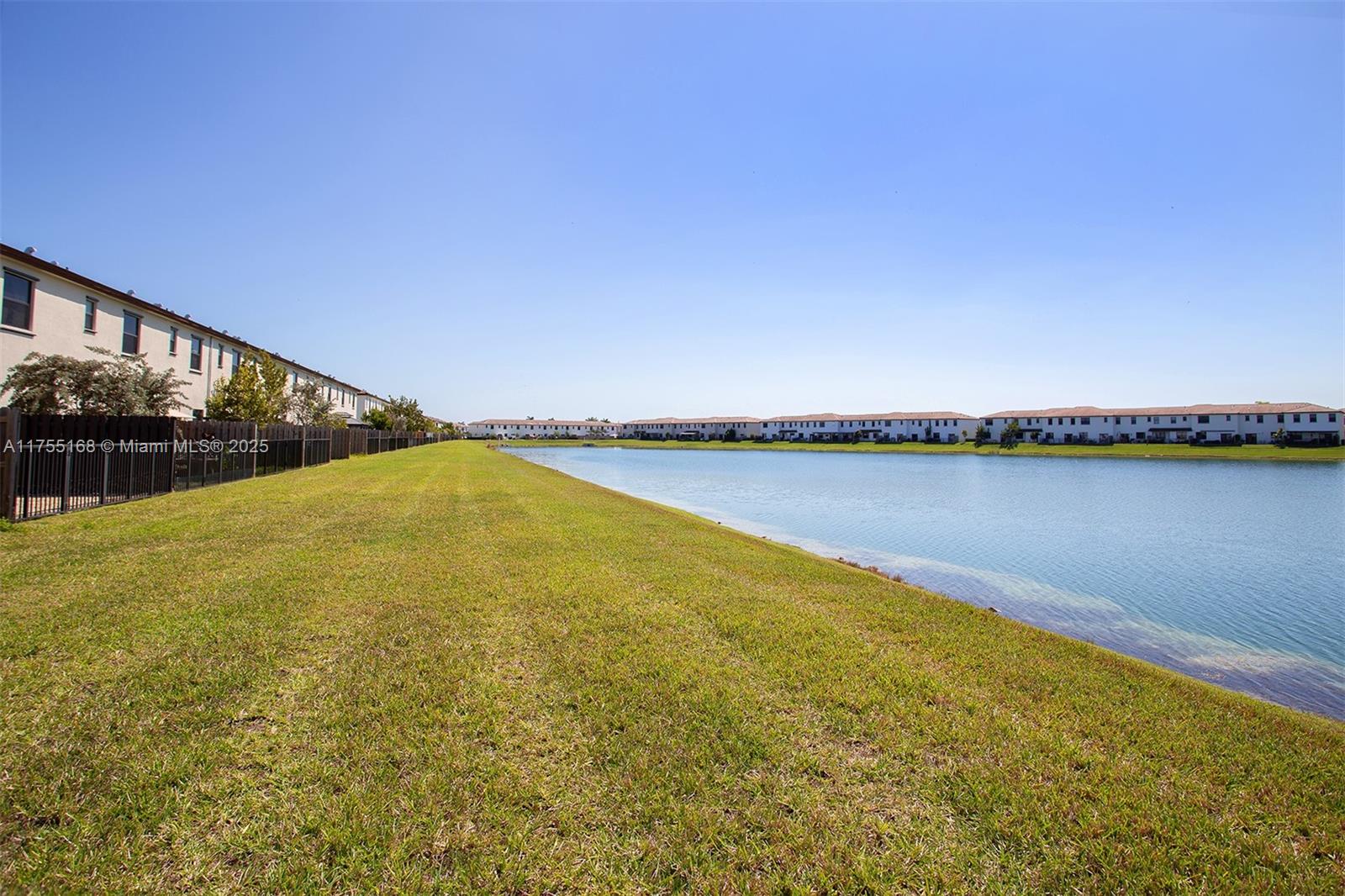 ENCLAVE SOUTH PHASE 2 - Residential