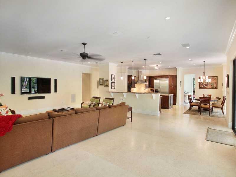 PINECREST VILLAS 2 ADDN - Residential