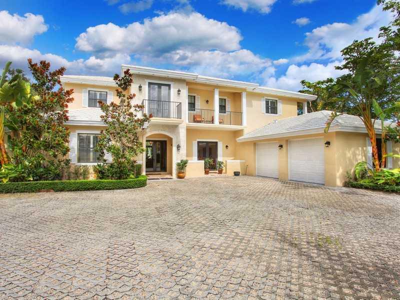 PINECREST VILLAS 2 ADDN - Residential