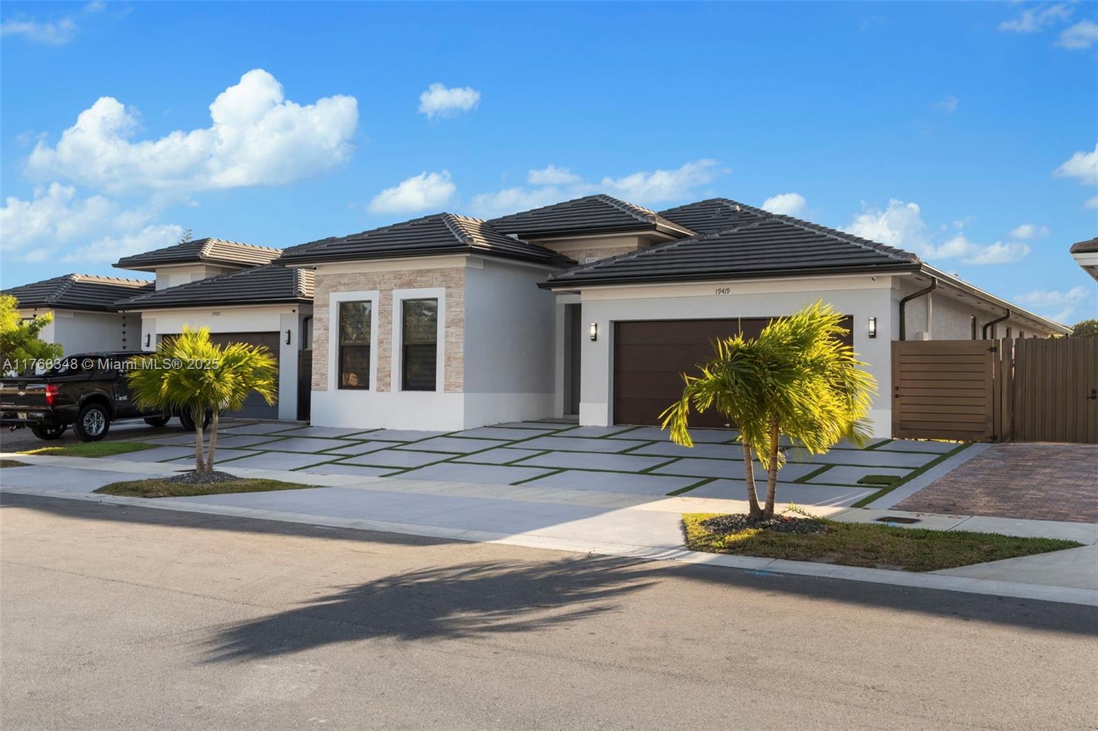 Property for Sale at 19419 Sw 124th Ct, Miami, Broward County, Florida - Bedrooms: 4 
Bathrooms: 4  - $889,000