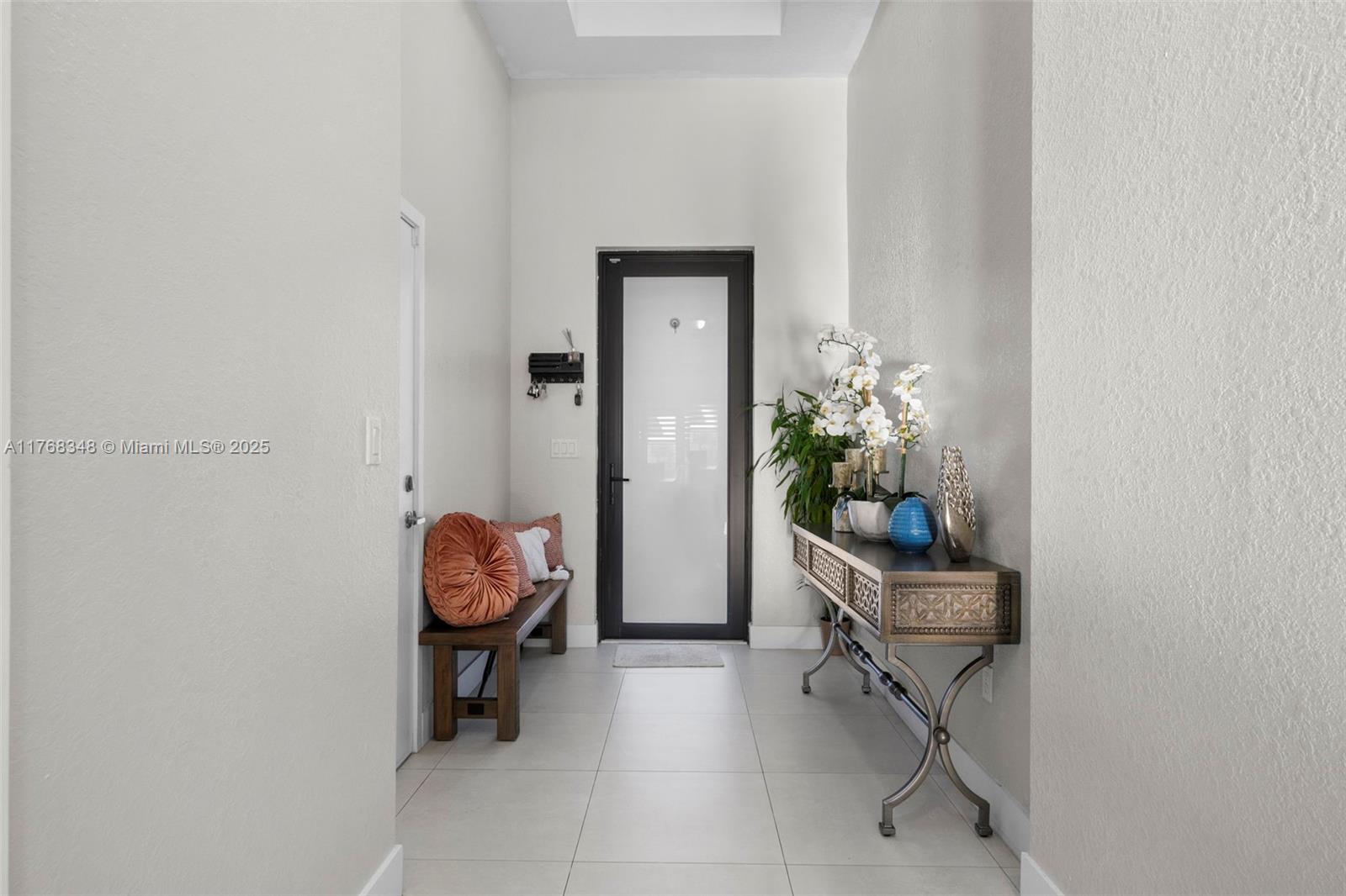SOUTH MIAMI LAKES - Residential