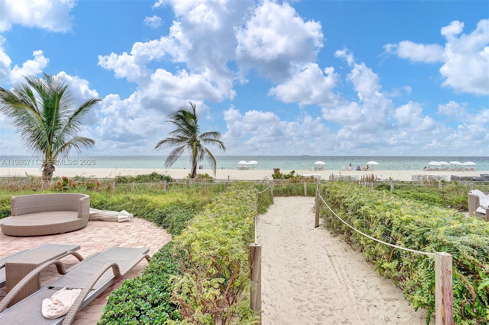 TRUMP ROYALE CONDO - Residential Lease