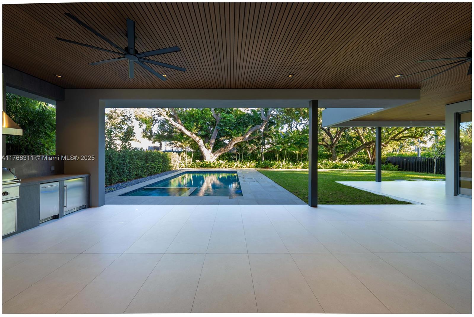 BRICKELL FLAGLER - Residential