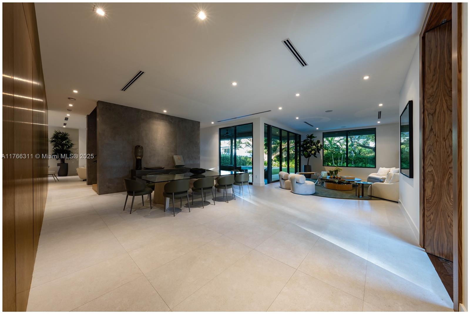 BRICKELL FLAGLER - Residential