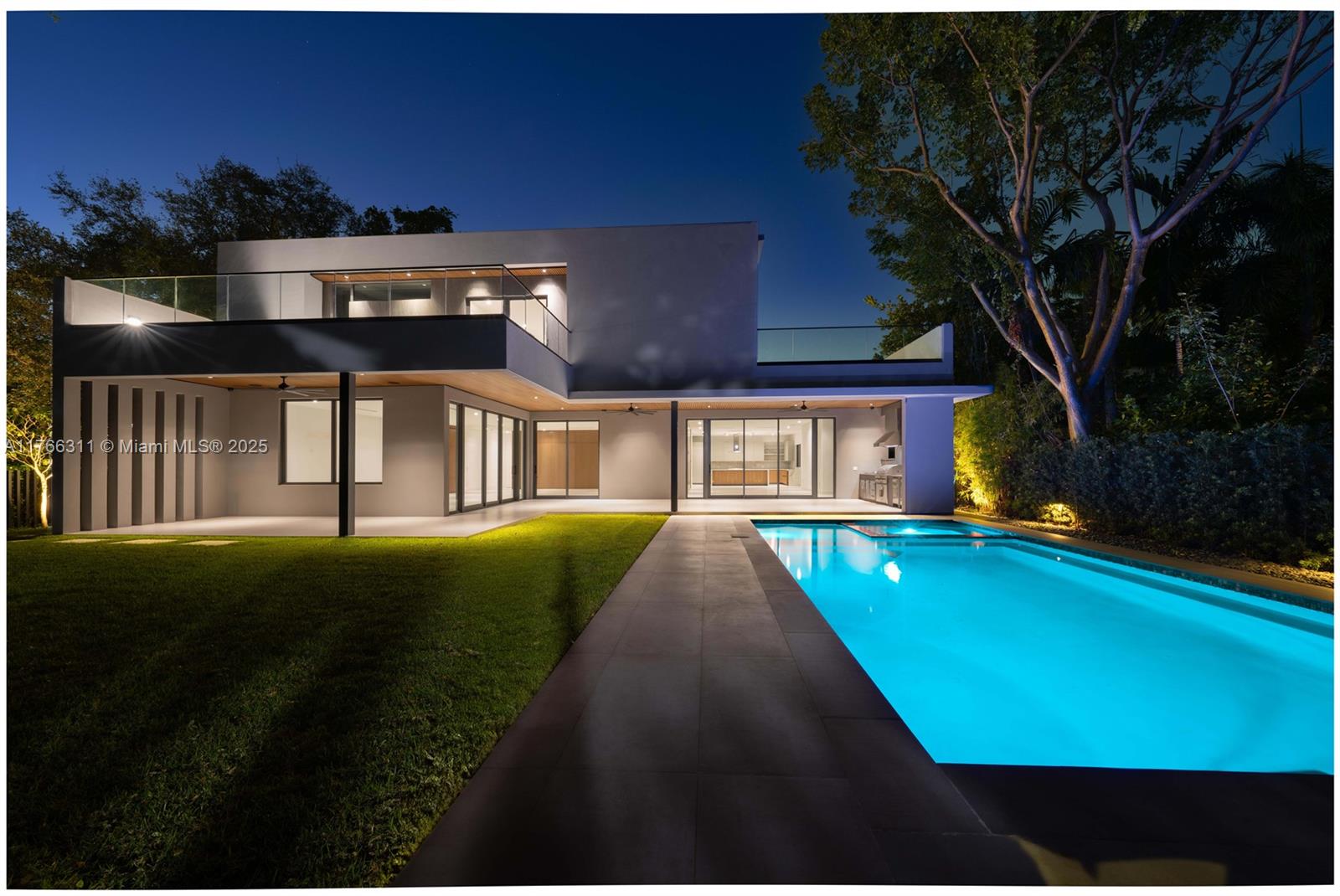 BRICKELL FLAGLER - Residential