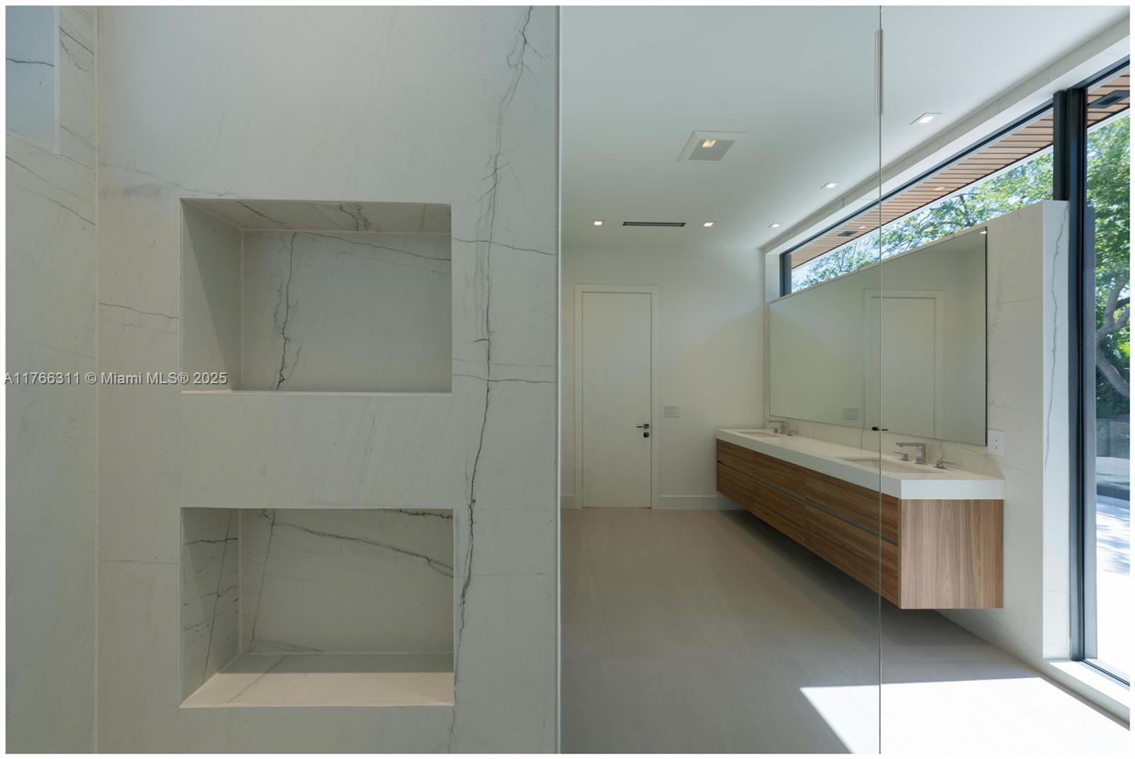 BRICKELL FLAGLER - Residential