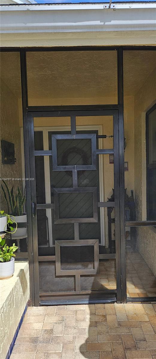 10872 Lake Front Pl