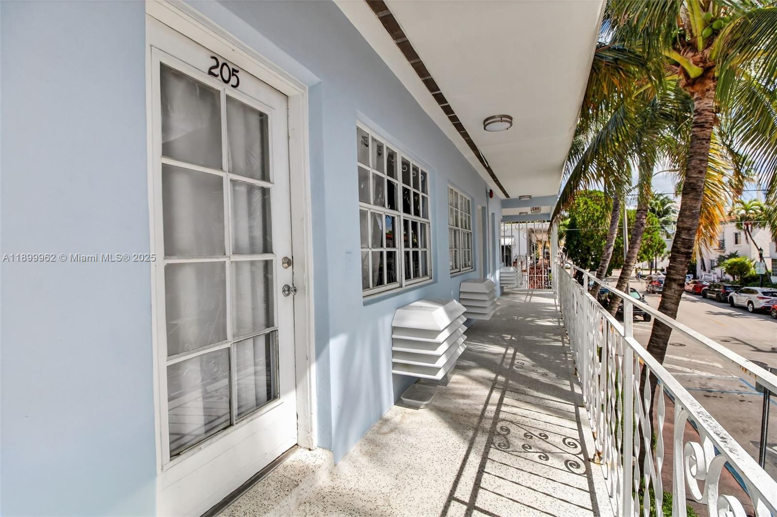 EIGHT PALMS CONDO - Residential