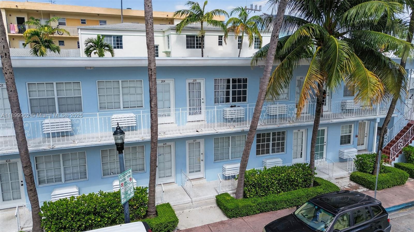 EIGHT PALMS CONDO - Residential
