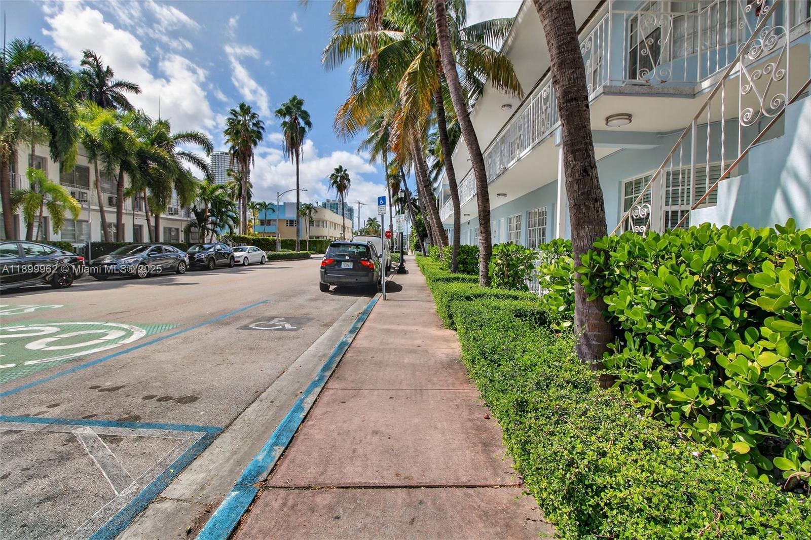EIGHT PALMS CONDO - Residential
